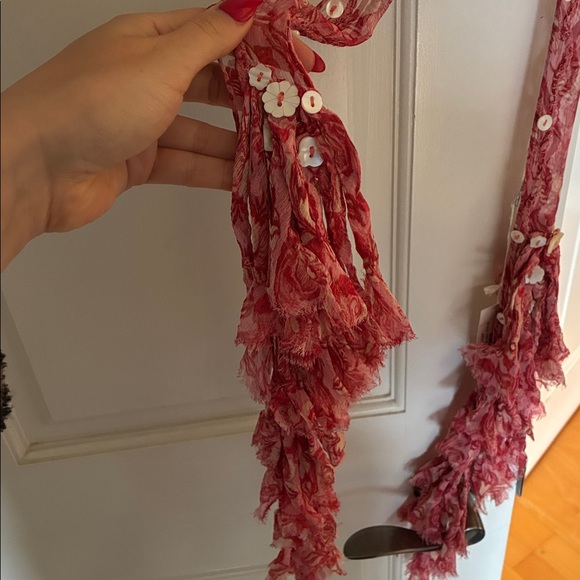 NWT Chan Luu Fringe Skinny Pink Floral Beaded Button Scarf - Picture 5 of 7
